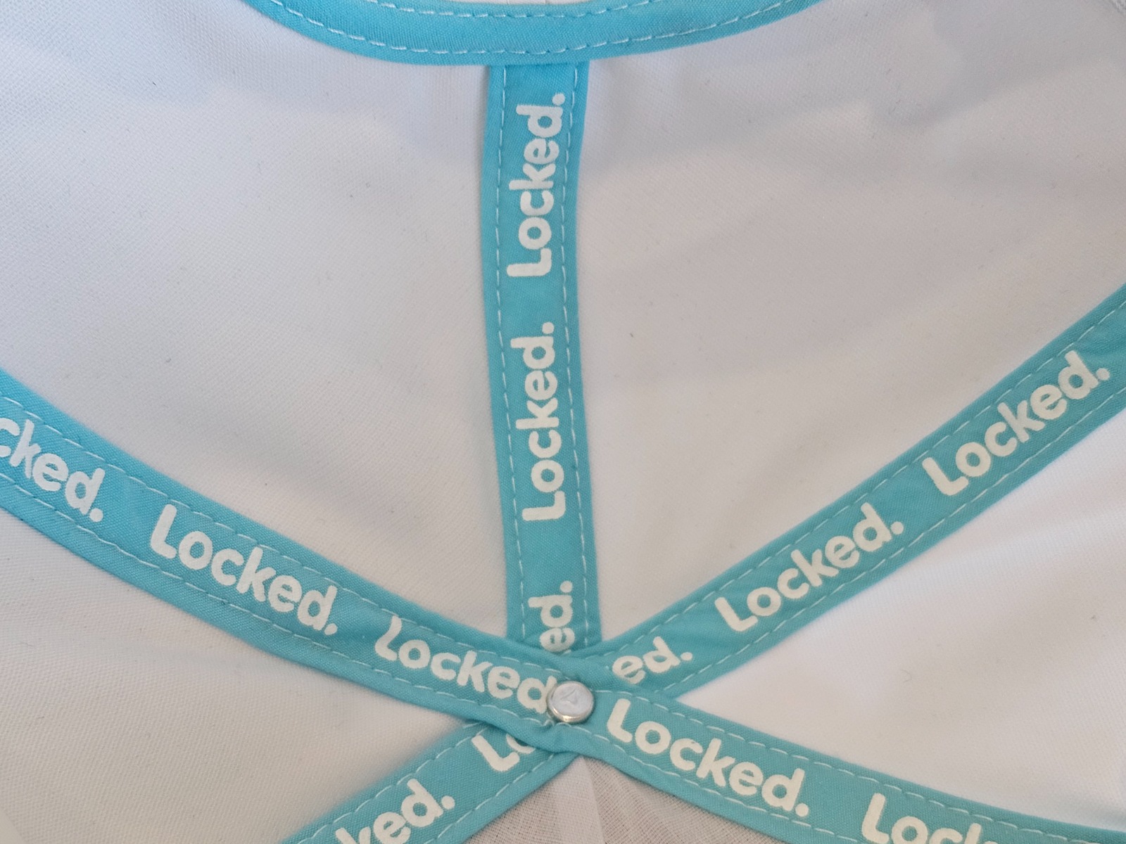 Locked. rope hat detail